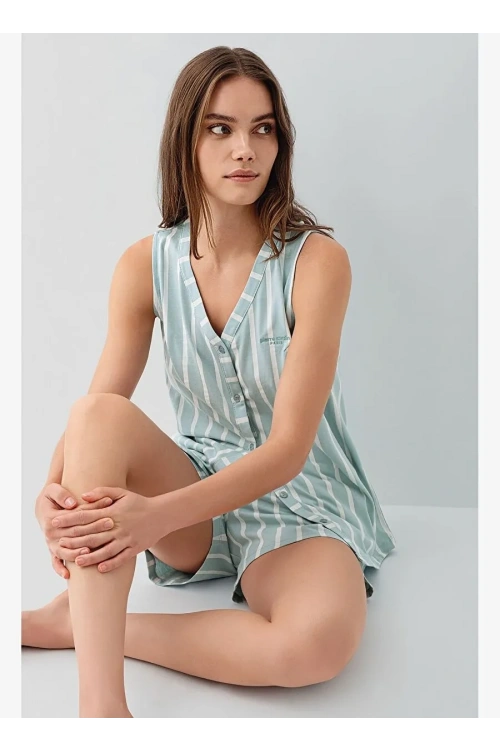 Pierre Cardin su yeşili çizgili kolsuz şortlu pijama takımı