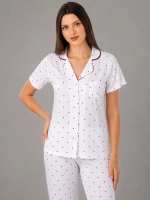 Kadın komple düğmeli beyaz bordo  benek detaylı pijama takımı