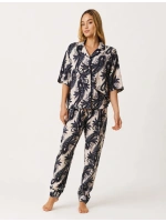 Mavi desenli önden düğmeli bol kesim kadın pijama takımı