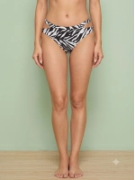 Siyah Beyaz bikini altı