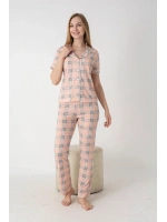 Somon rengi önden düğmeli pijama takımı