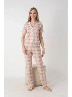 Somon rengi önden düğmeli pijama takımı