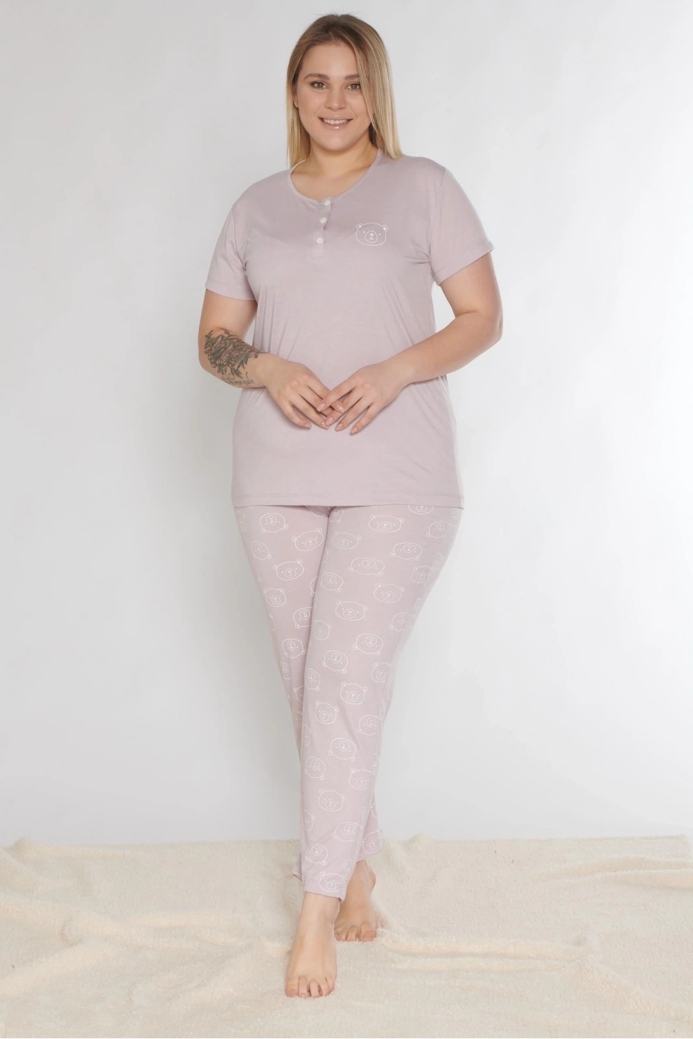 Büyük beden üç düğmeli ayıcıklı lila pijama takımı