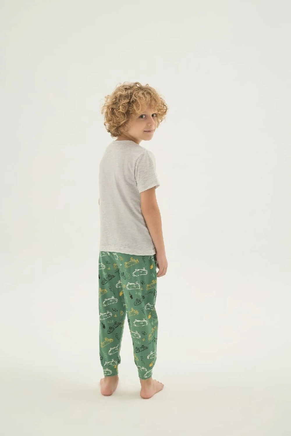 Erkek Çocuk kaykay desenli Pijama Takım