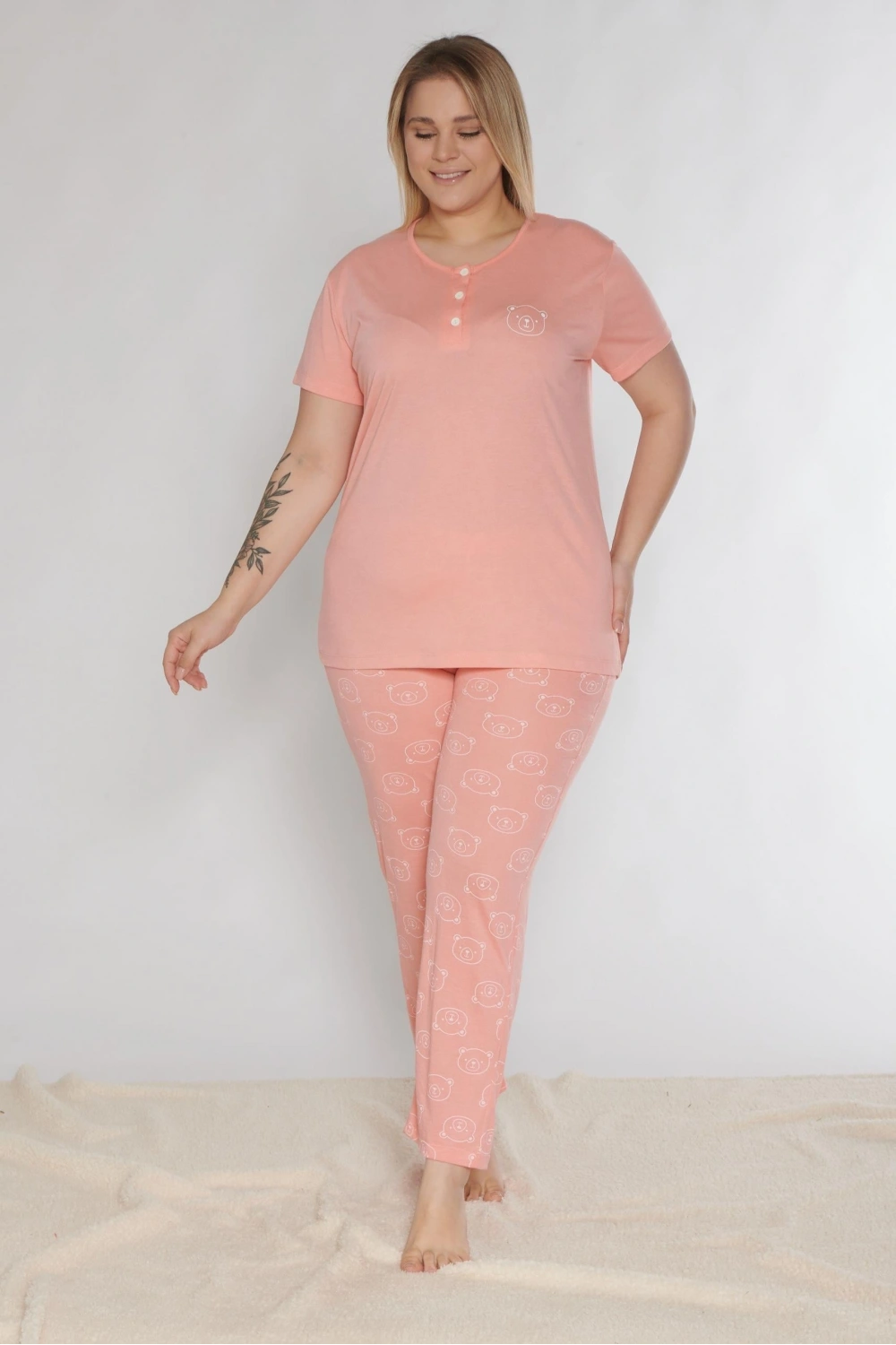 Kadın büyük beden K.somon rengi ayıcıklı pijama takımı