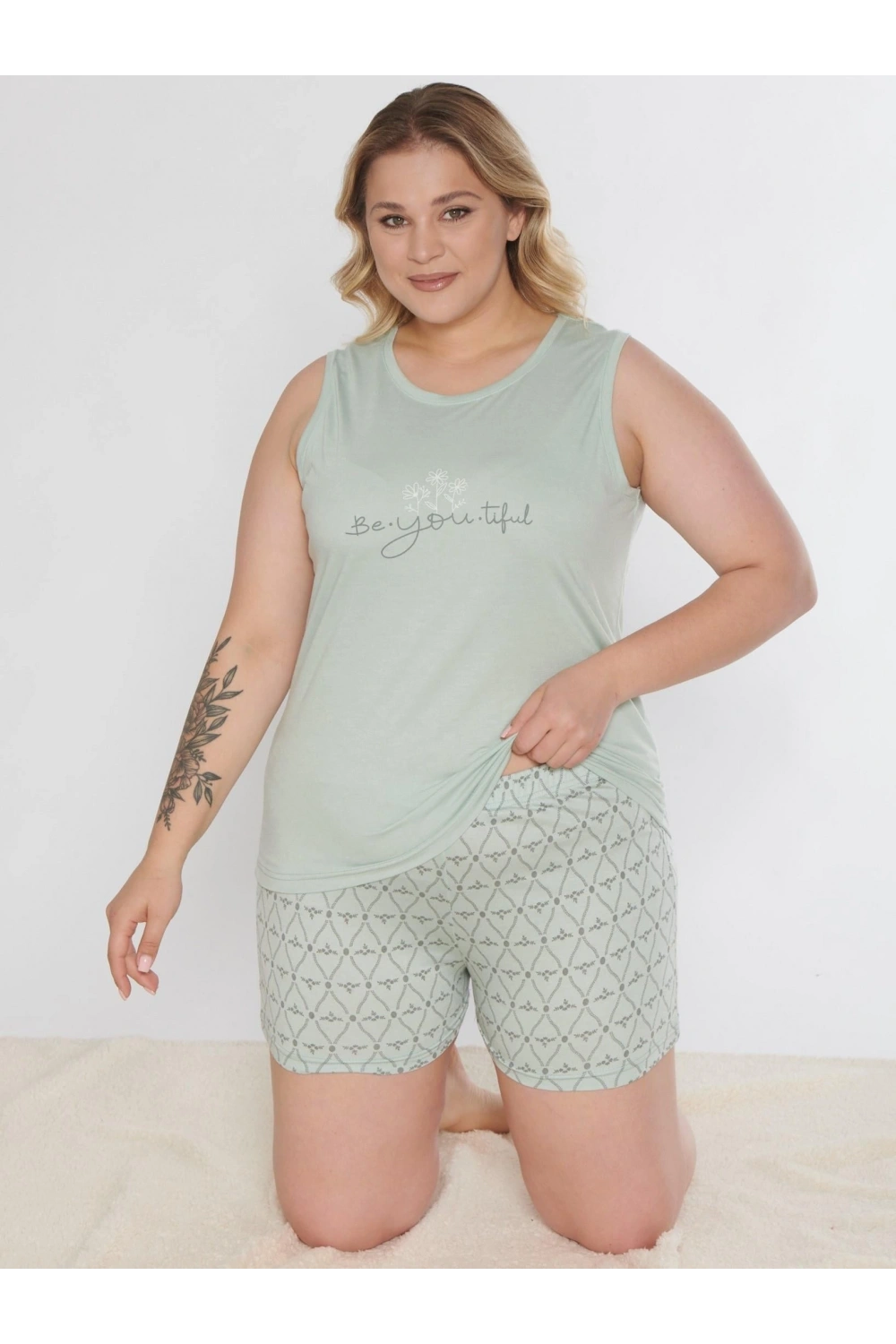Kadın büyük beden mint yeşili şortlu pijama takımı