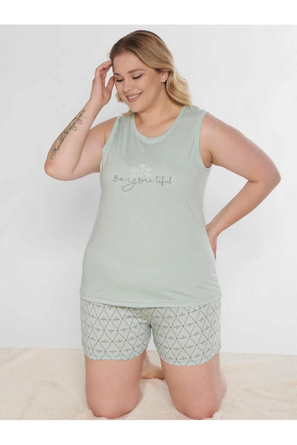 Kadın büyük beden mint yeşili şortlu pijama takımı