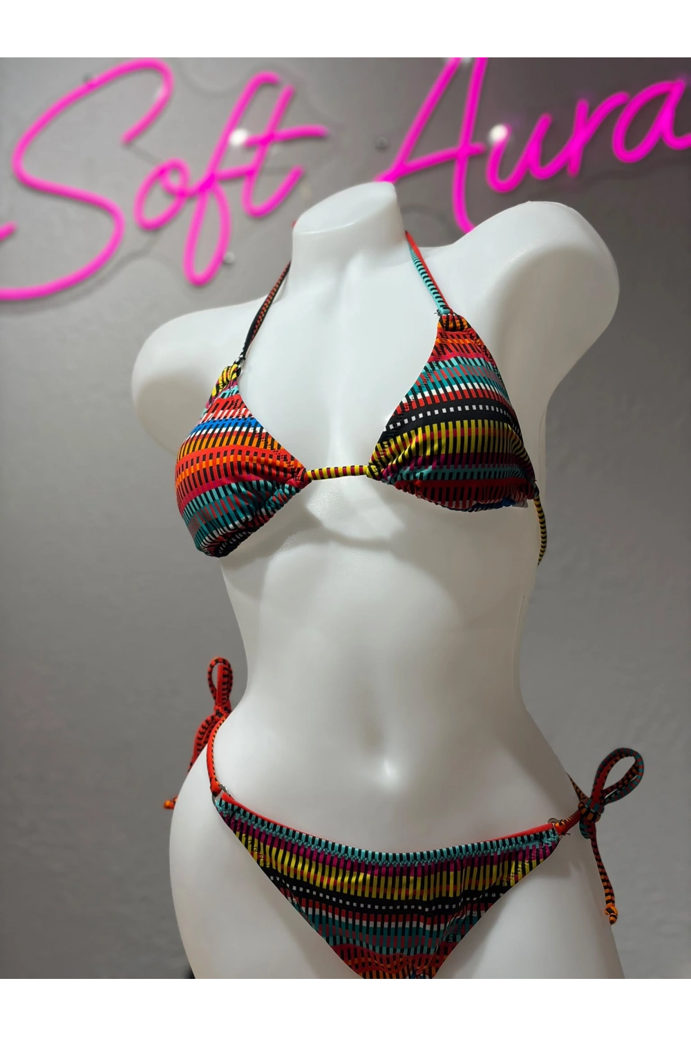 Kadın çok renkli bikini takımı