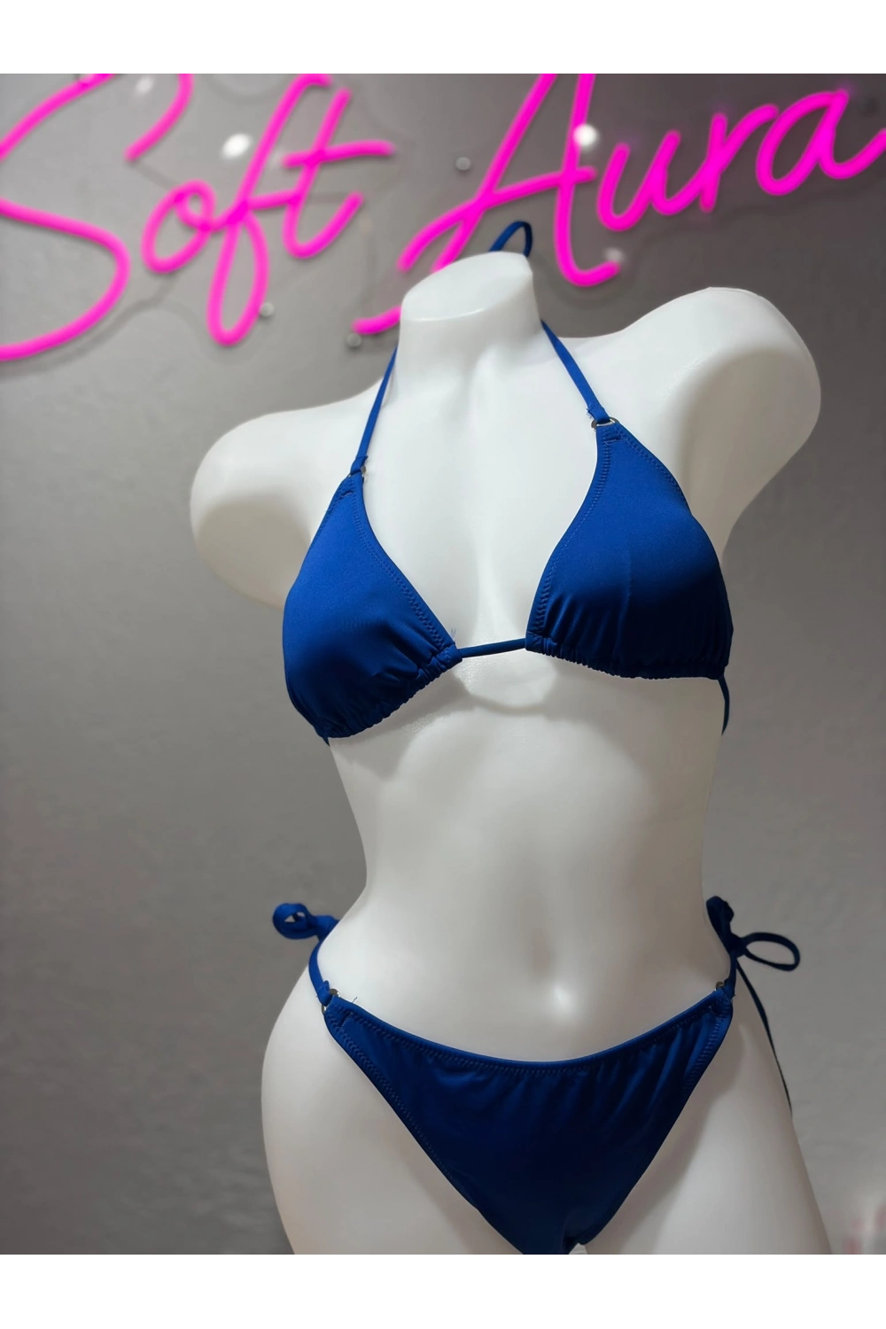 Kadın lacivert bikini takımı