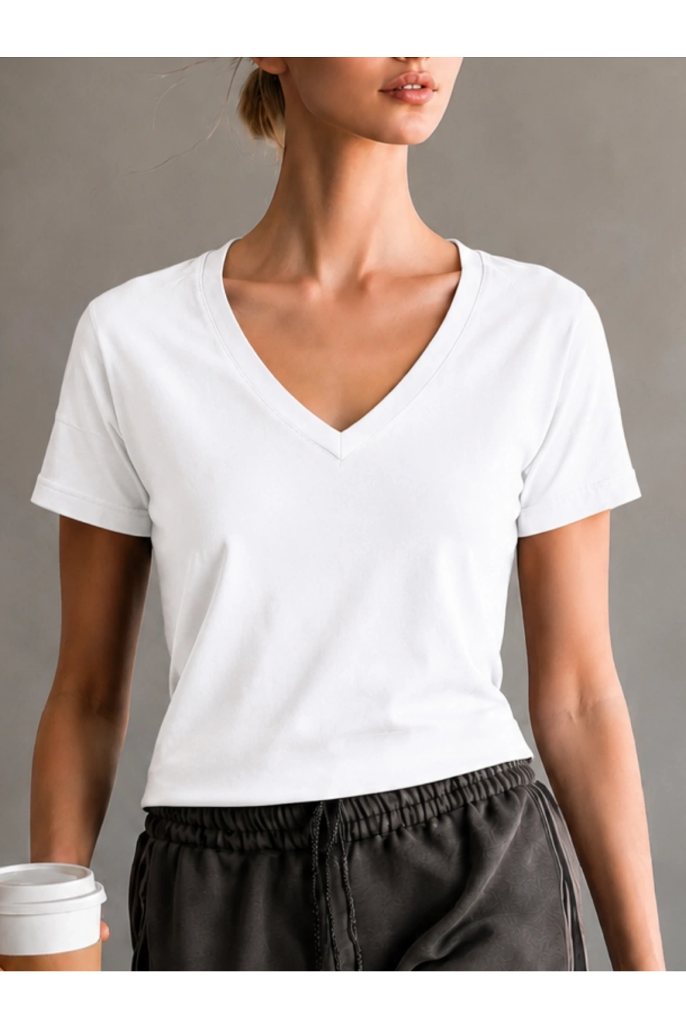Kadın V yaka Beyaz T-shirt %100 pamuk
