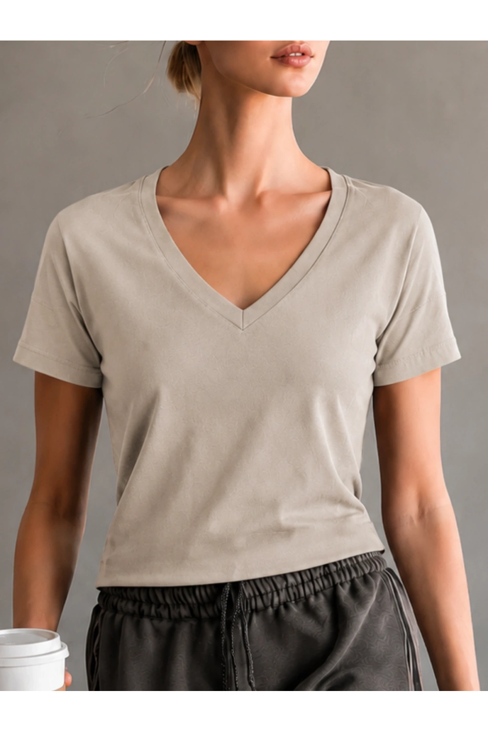 Kadın V yaka Gri T-shirt %100 pamuk