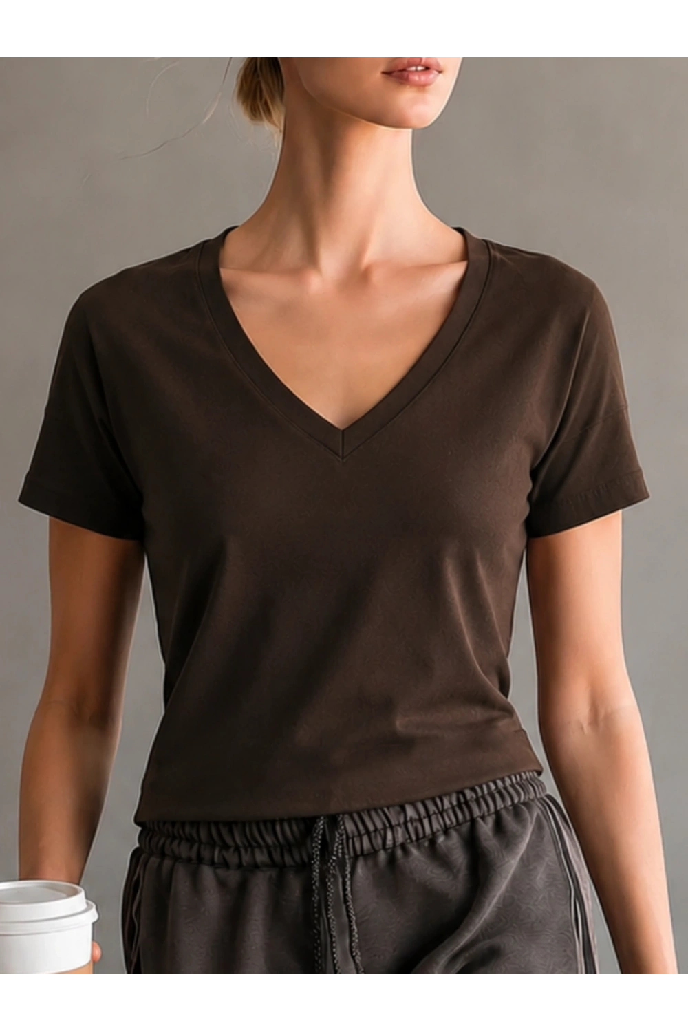 Kadın V yaka Kahve rengi T-shirt %100 pamuk