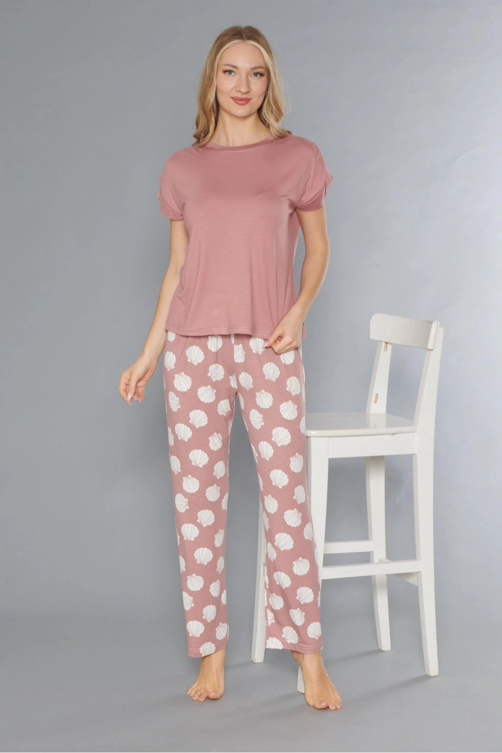 Pembe soft dokulu kısa kollu altı uzun pijama takımı