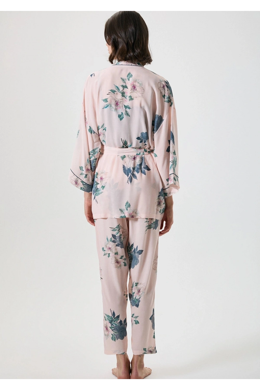 Penyemood Dantel büstiyerli üçlü sabahlık pijama takımı 20201
