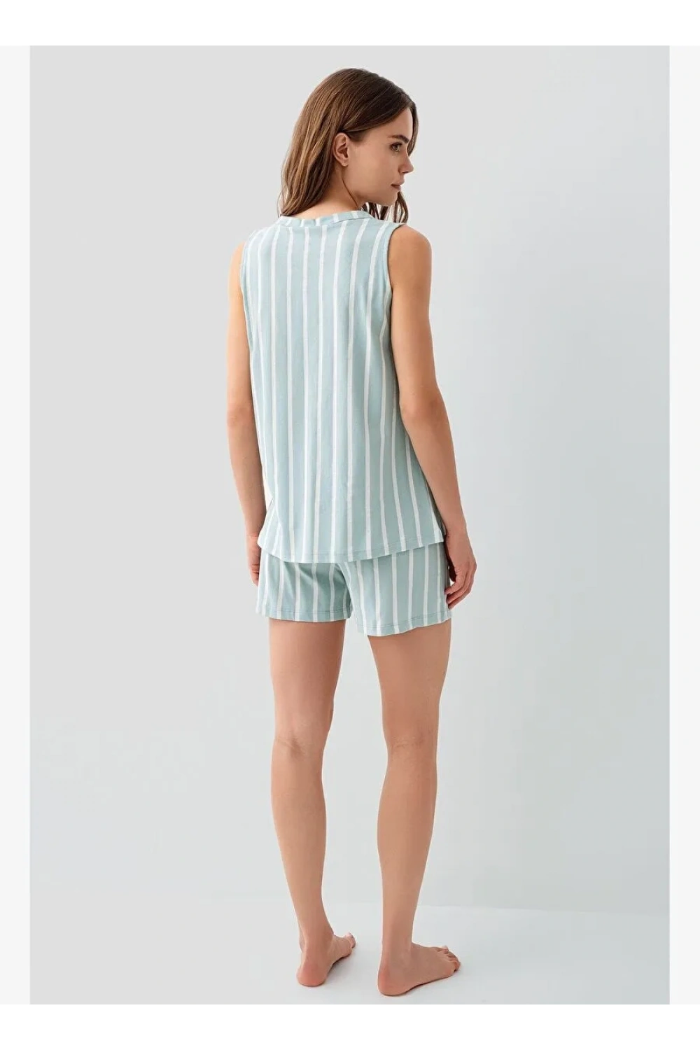 Pierre Cardin su yeşili çizgili kolsuz şortlu pijama takımı