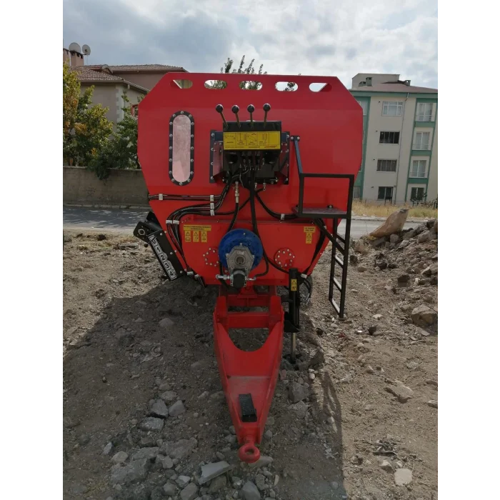 10 M3 YATAY ÇİFT HELEZONLU YEM KARMA MAKİNESİ