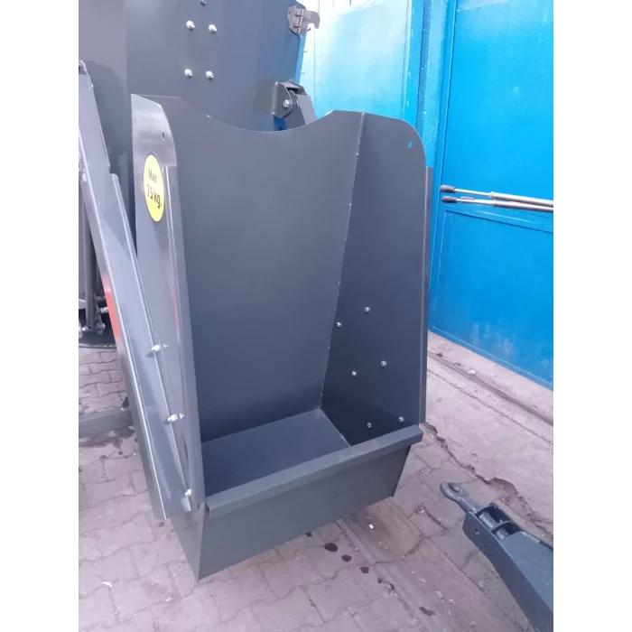 3 M3 ÇEKİLİR YEM KARMA MAKİNESİ