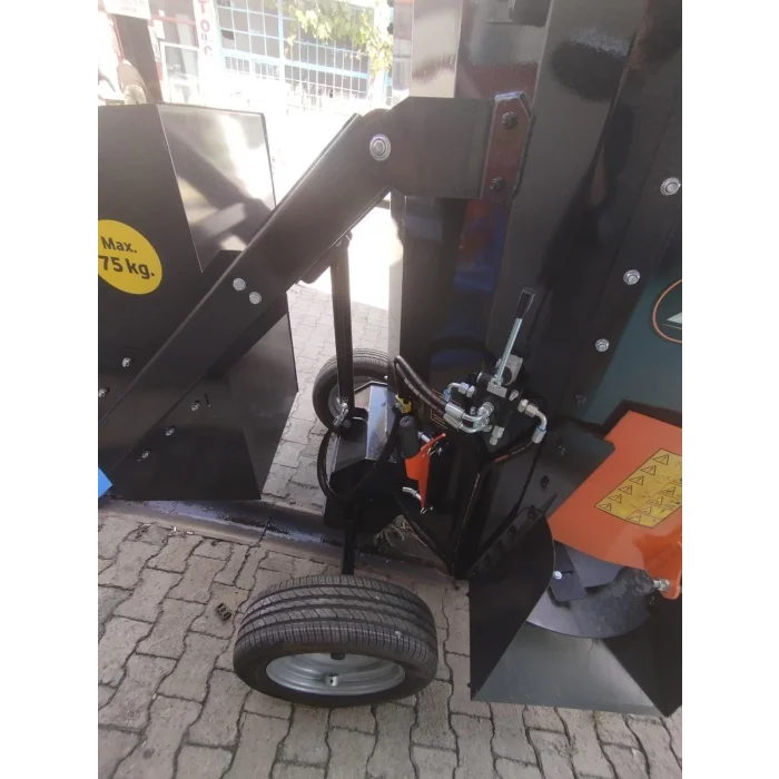2,5 M3 ÇEKİLİR YEM KARMA MAKİNESİ ŞAFTLI - ELEKTRİKLİ