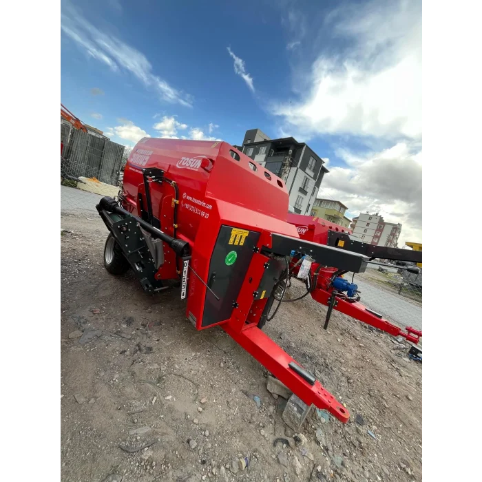 5 M3 YATAY ÇİFT HELEZONLU YEM KARMA MAKİNESİ