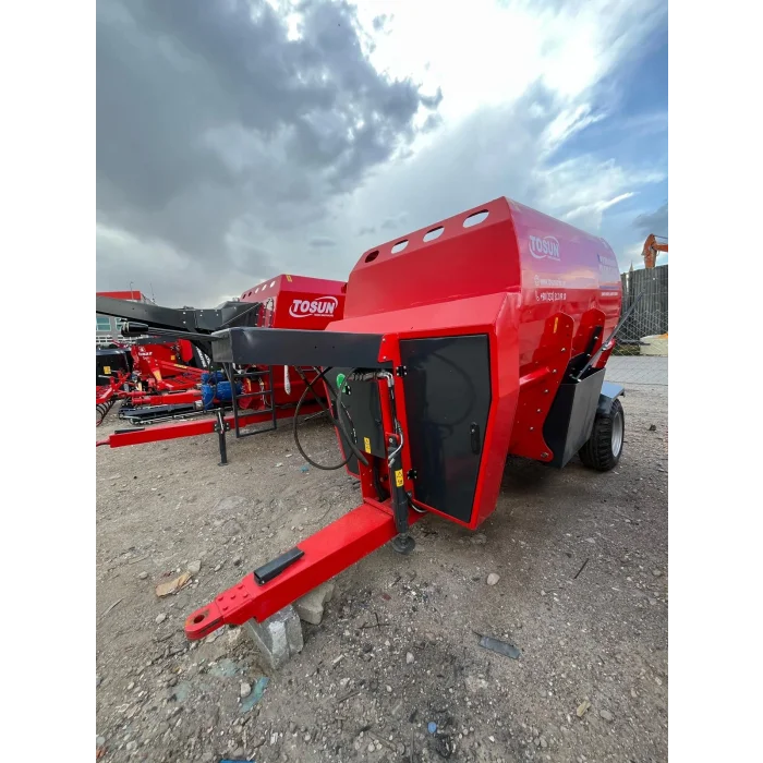 5 M3 YATAY ÇİFT HELEZONLU YEM KARMA MAKİNESİ