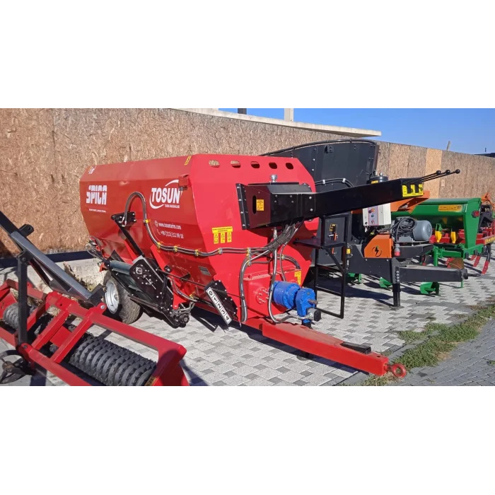 6 M3 YATAY ÇİFT HELEZONLU YEM KARMA MAKİNESİ