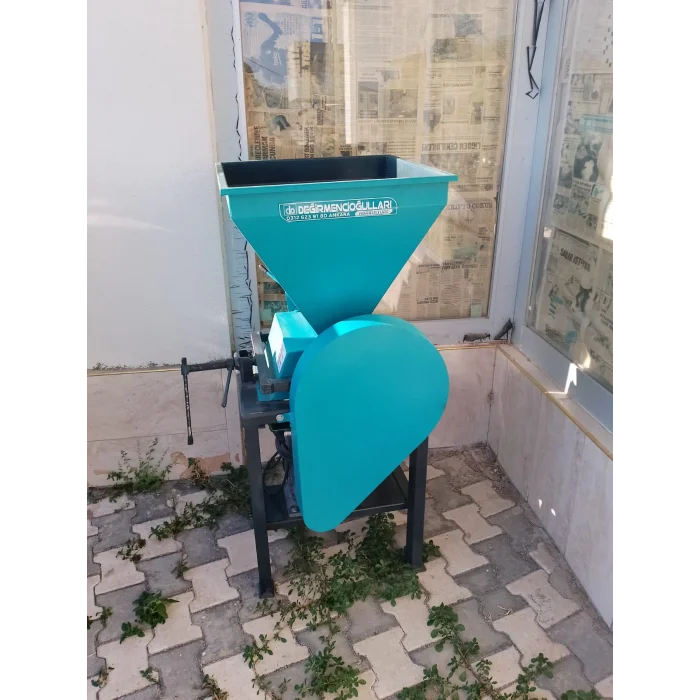 YEM EZME MAKİNASI 30 LUK ELEKTRİKLİ DEĞİRMENCİOĞULLARI