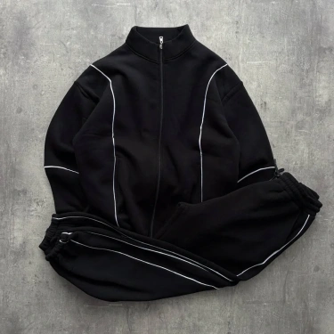 Biyeli Paça Lastik Şardonlu Eşofman Takımı-Siyah