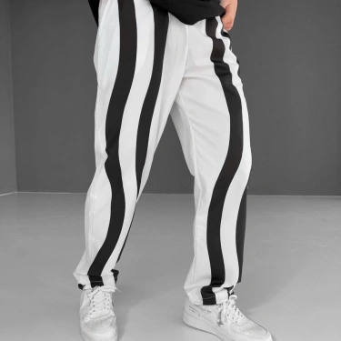 Diyagonal Tasarım Paraşüt Eşofman - Beyaz