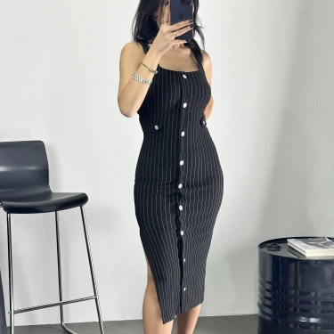 Düğme Detaylı Çizgili Kalem Elbise