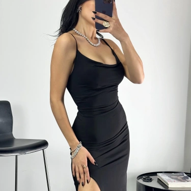 İp Askılı Yırtmaçlı Elbise