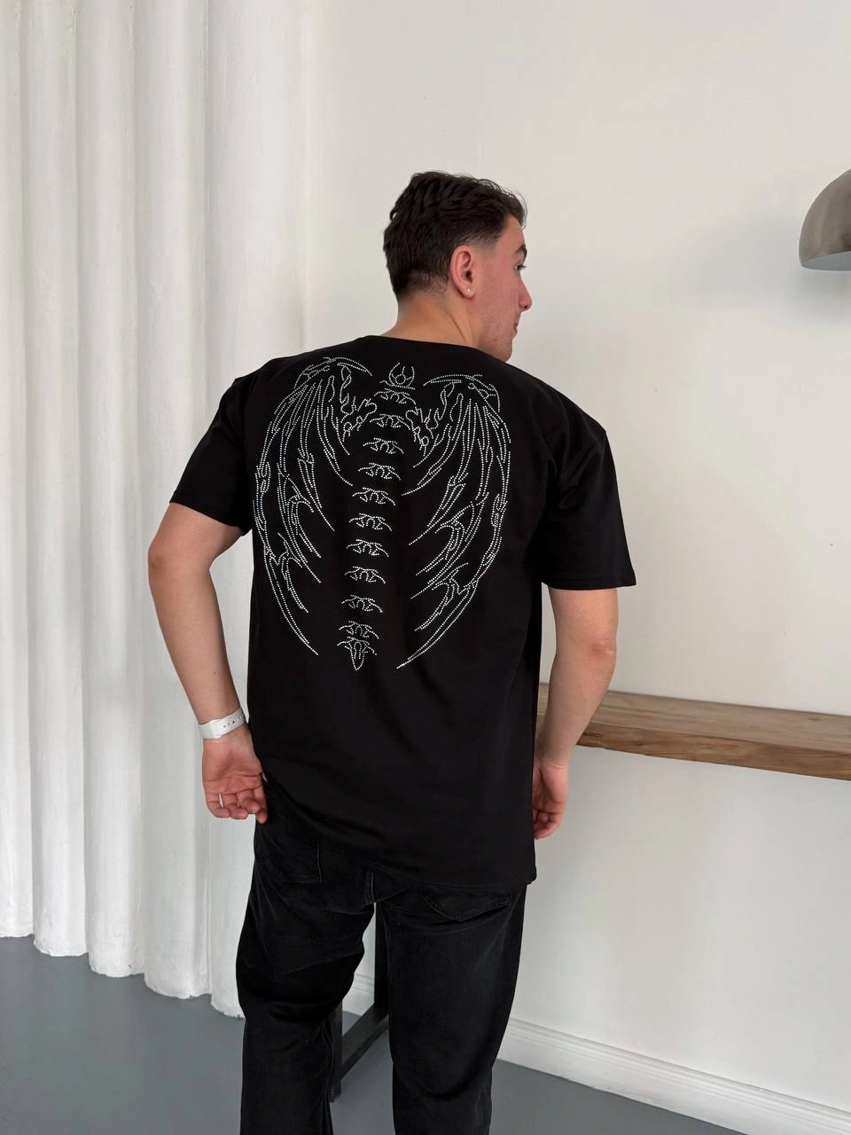 Desenli Taşlı Unisex Tshirt-Siyah