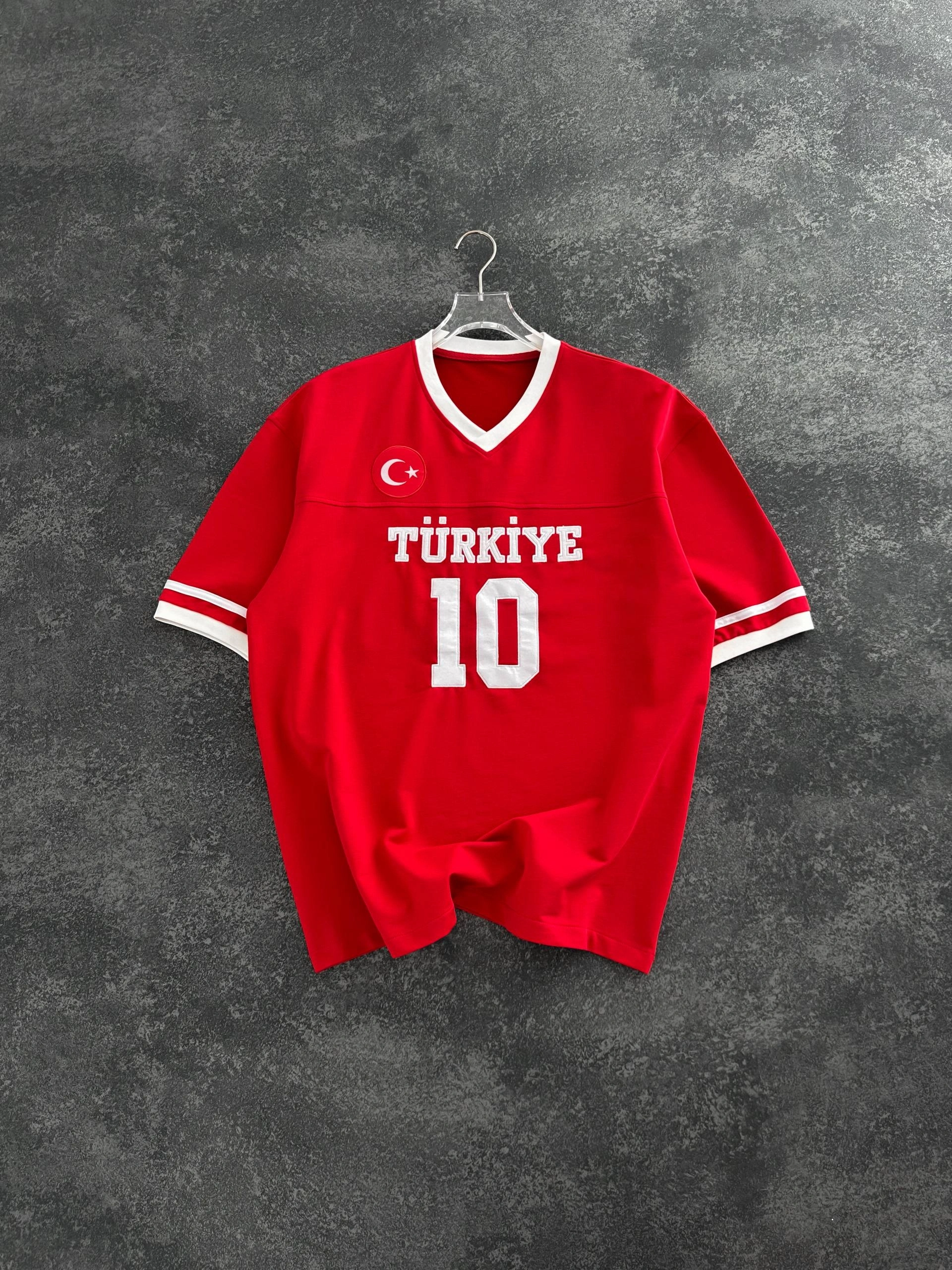 TR 10 Unisex Oversize Tshirt-Kırmızı