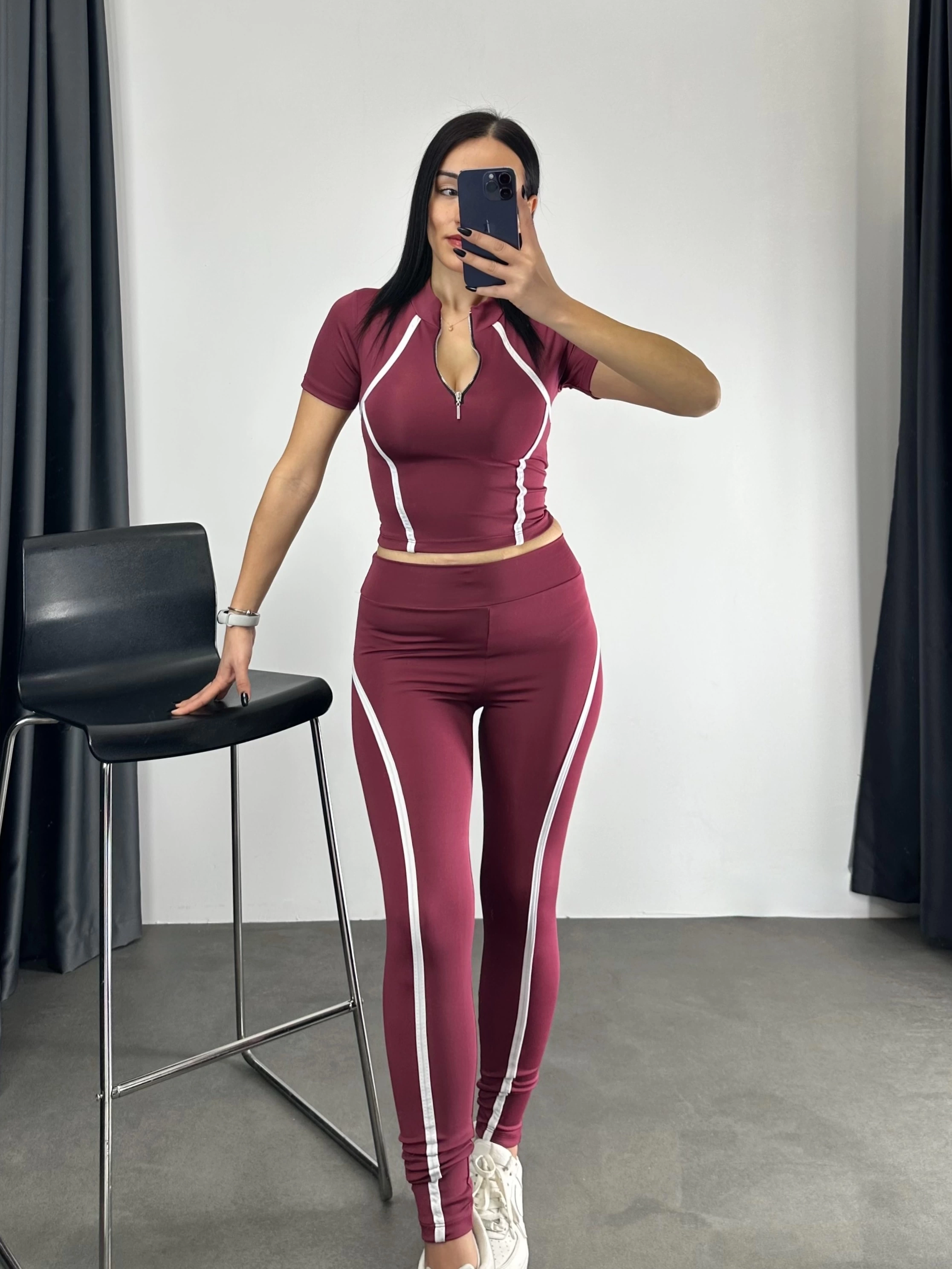 Biyeli Taytlı Takım