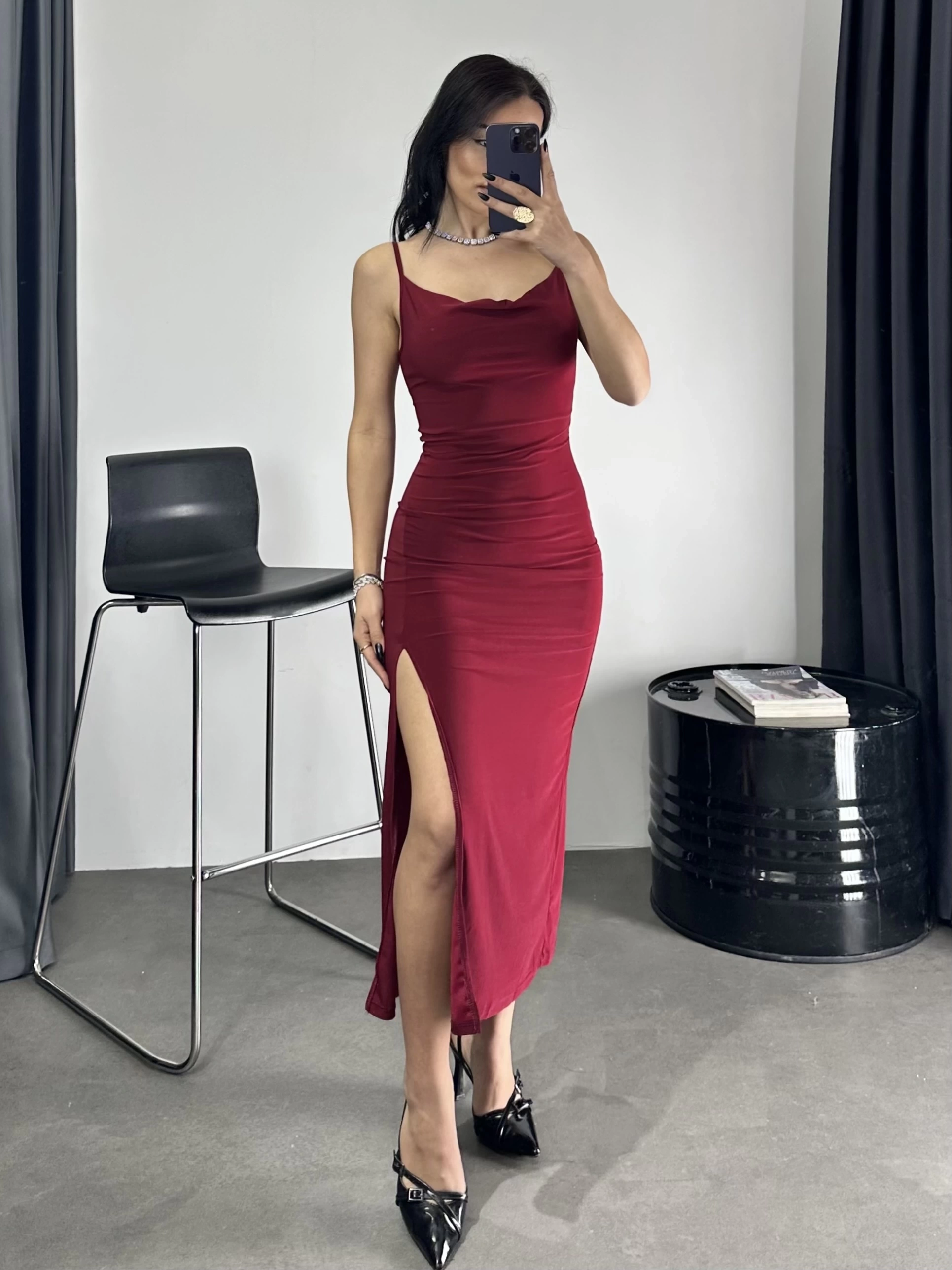 İp Askılı Yırtmaçlı Elbise