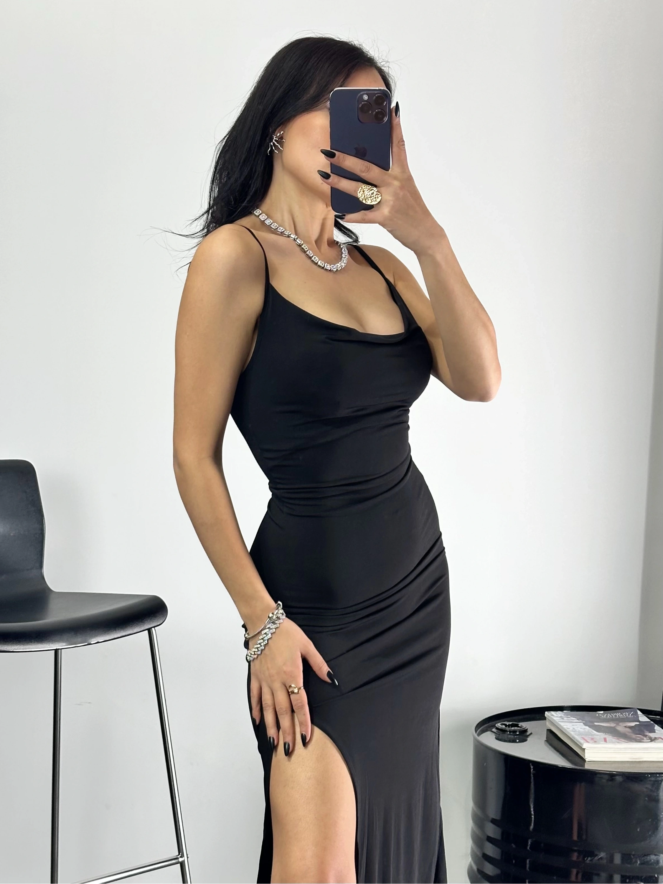 İp Askılı Yırtmaçlı Elbise