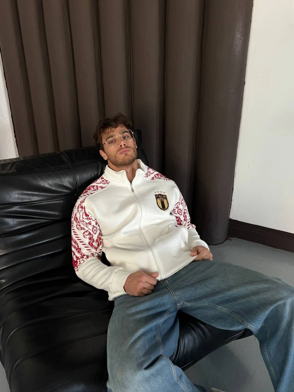 ITL Kol Desenli Unisex Şardonlu Hırka-Beyaz