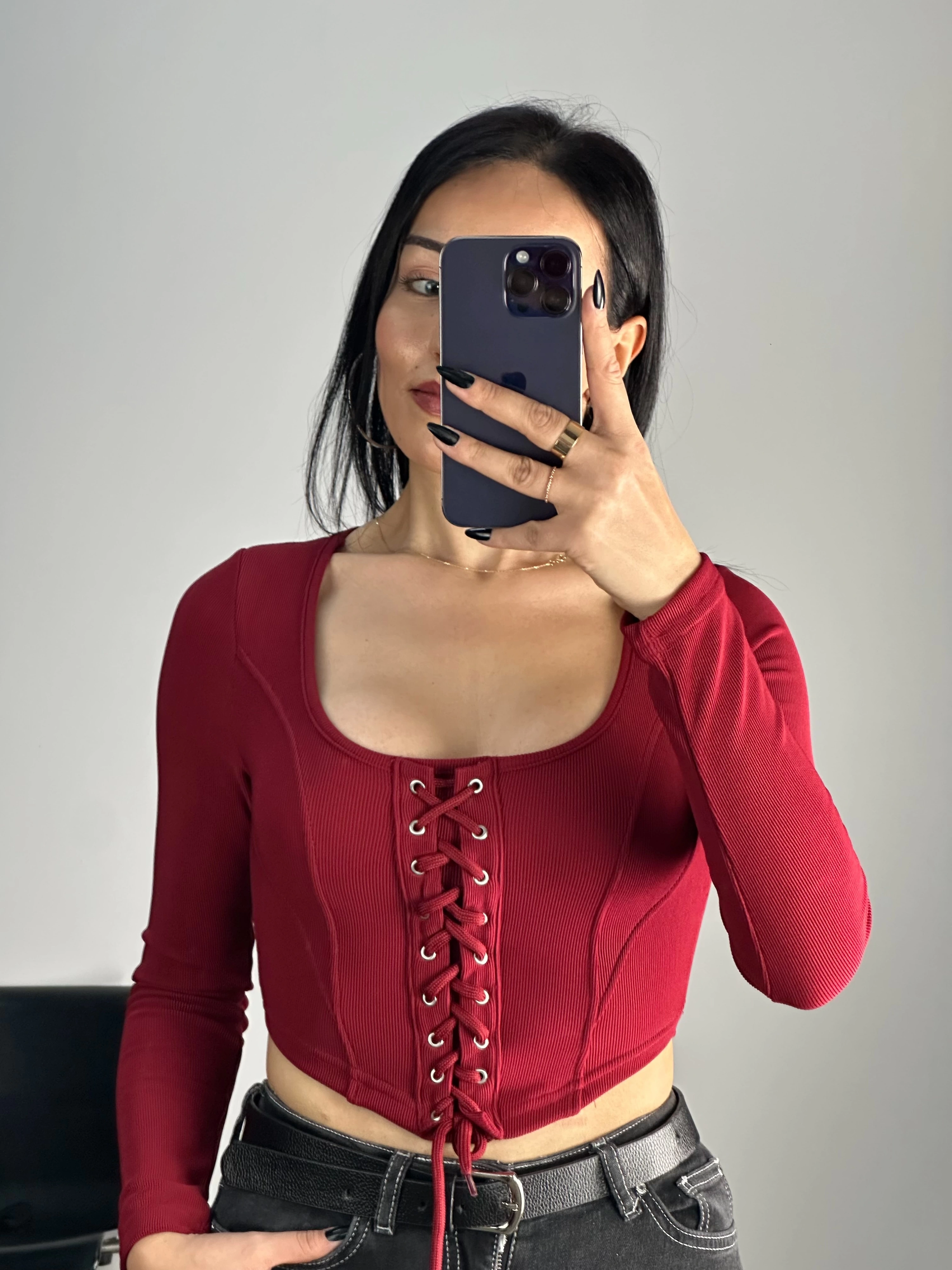 Kuş Gözü Bağcık Detaylı Crop