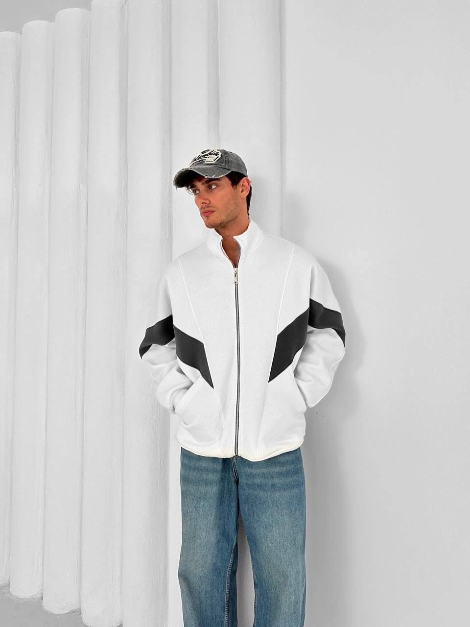 Parçalı Şardonlu Unisex Hırka-Beyaz