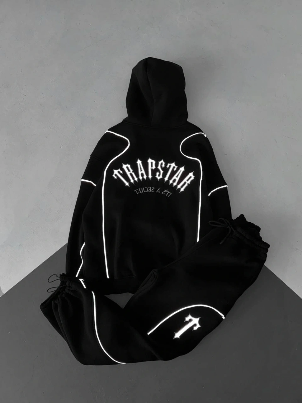 Reflektörlü Maskeli Unisex Eşofman Takımı-Siyah