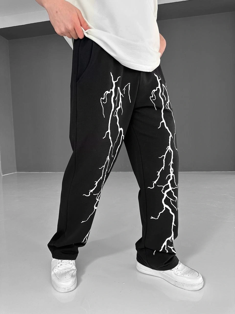 Şimşek Baskılı Unisex Eşofman Takımı-Siyah