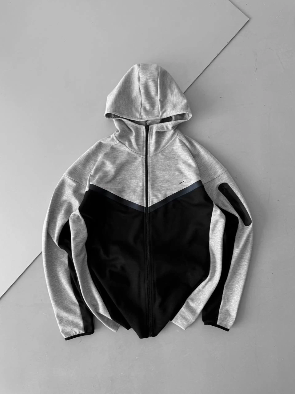 Tech Kapüşonlu Unisex Hırka-Gri