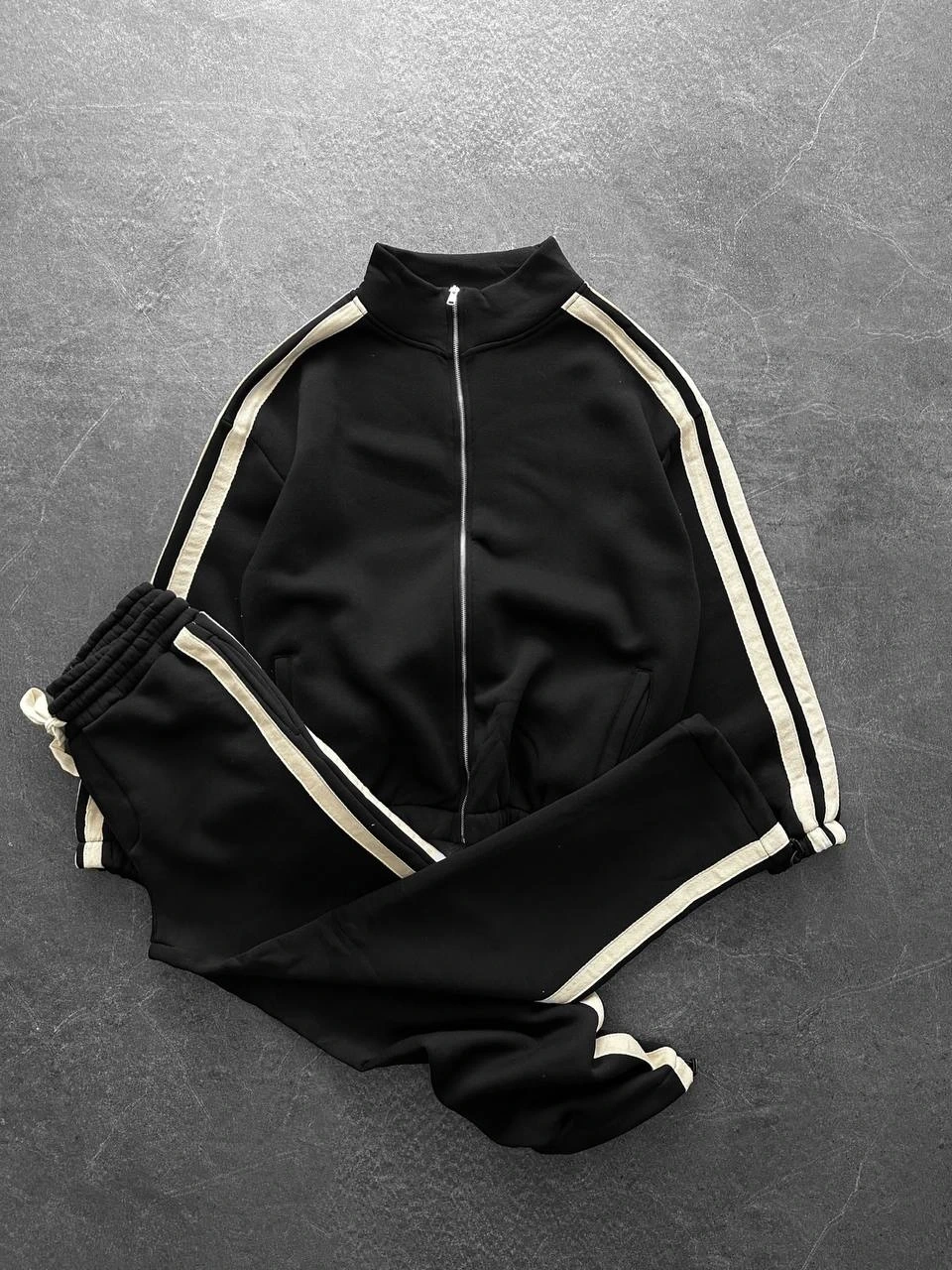 Yan Şeritll Şardonlu Unisex Eşofman Takımı-Siyah