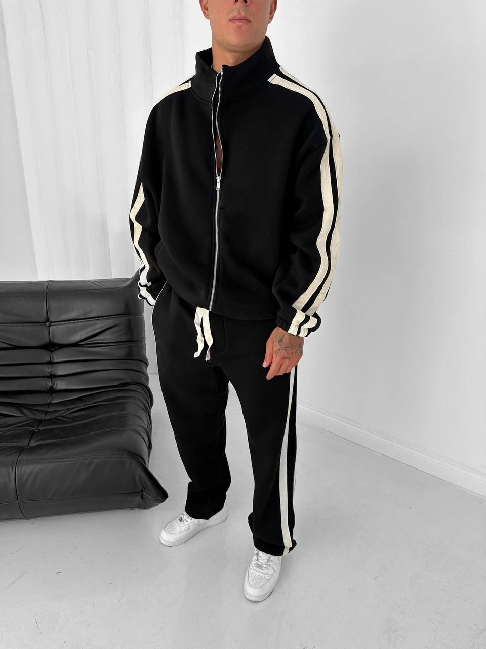 Yan Şeritll Şardonlu Unisex Eşofman Takımı-Siyah