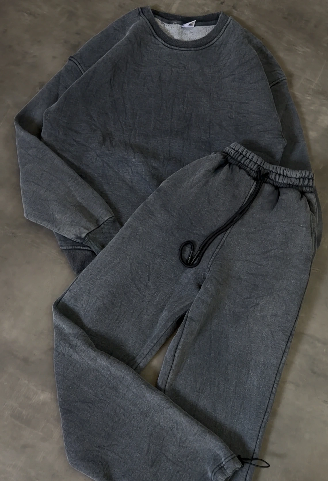 Yıkamalı basic eşofman takımı