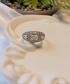 Xuping Jewelry Oval İri Taşlı ve Pavé Detaylı 14K Altın Kaplama Yüzük - 7 Numara (Euro Aksesuar)