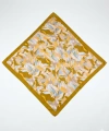 90x90 Hardal Sarısı Desenli Saten Fular – Krem & Bebe Mavisi
