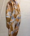 90x90 Hardal Sarısı Desenli Saten Fular – Krem & Bebe Mavisi