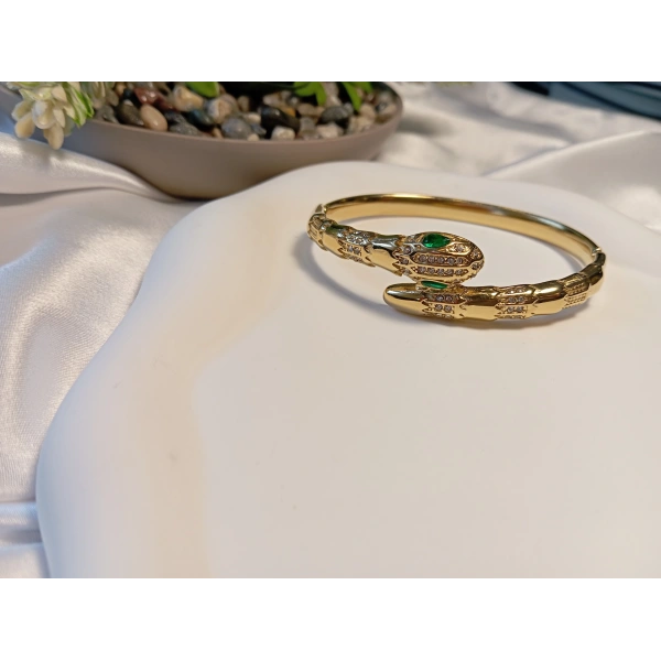 Yeşil Gözlü Yılan Detaylı Zirkon Taşlı Çelik Kelepçe