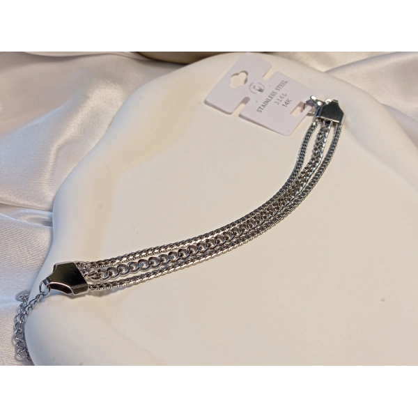 Gümüş Renk Sıralı Zincir Detay Çelik Bileklik