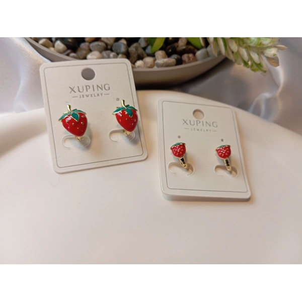 Euro Aksesuar Xuping Gold Çilek Figürlü Mine İşlemeli Çocuk ve Kadın Küpesi